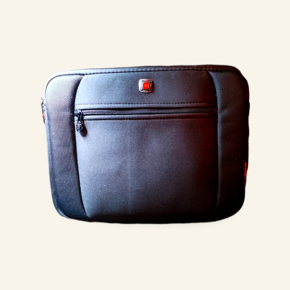 IOS IPAD CASE